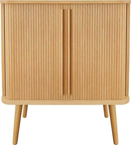 Vysoká komoda v dekoru dubu s posuvnými dveřmi v přírodní barvě 83x95 cm Rove – Woodman